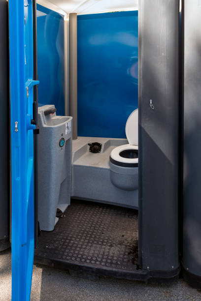 Portable Toilet Options We Offer in Fishersville, VA